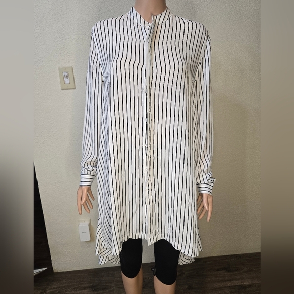 Sj Style Usa striped blouse long sleeve buttons on the front size medium - Picture 1 of 9